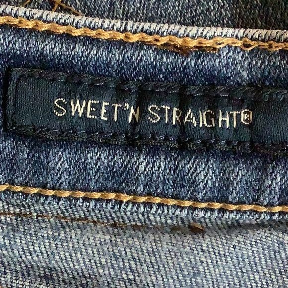 Lucky Brand Size 6 Regular Sweet’N Straight Denim Pants. Preloved. - Picture 3 of 6